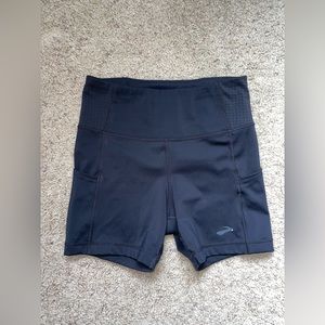Women’s Brooks spandex